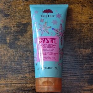 Tree Hut Peppermint Pearl Body Lotion